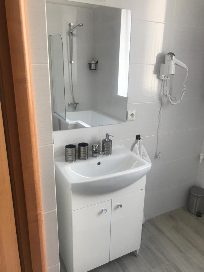 Apartamenty Jana คาโตวีตเซ ภายนอก รูปภาพ