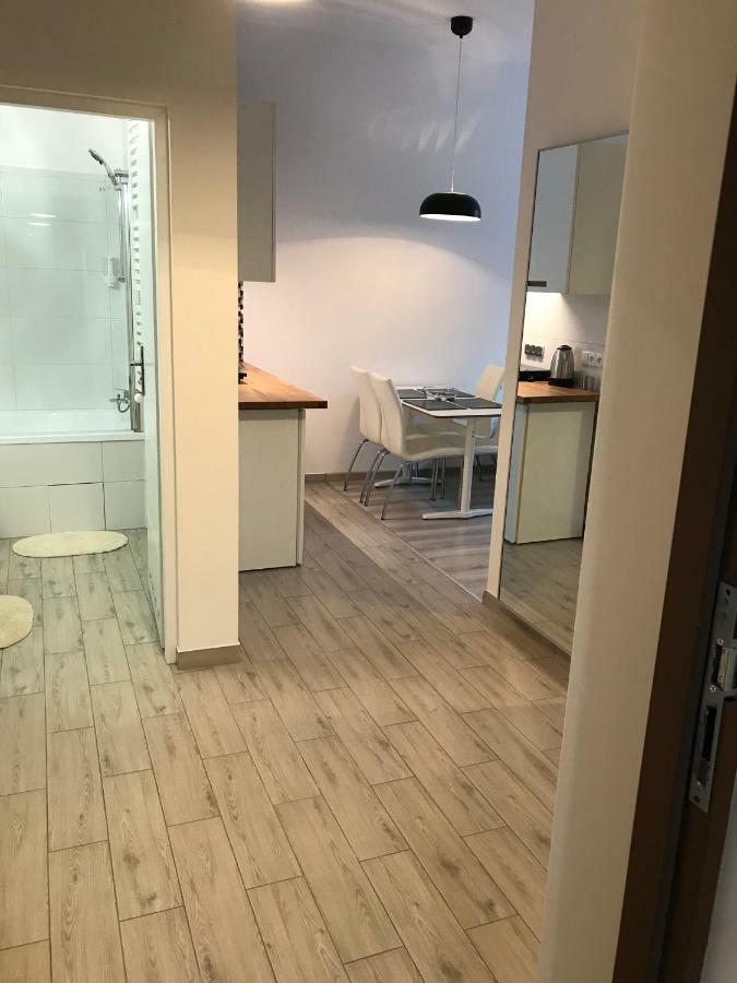 Apartamenty Jana คาโตวีตเซ ภายนอก รูปภาพ