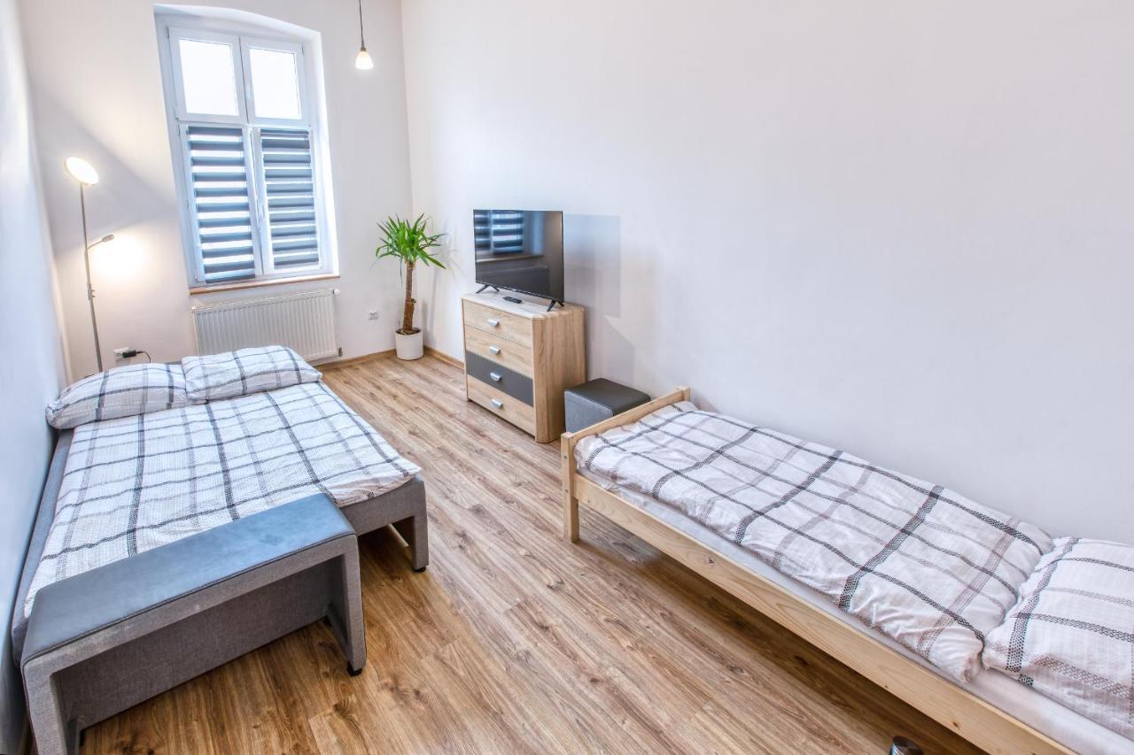 Apartamenty Jana คาโตวีตเซ ภายนอก รูปภาพ