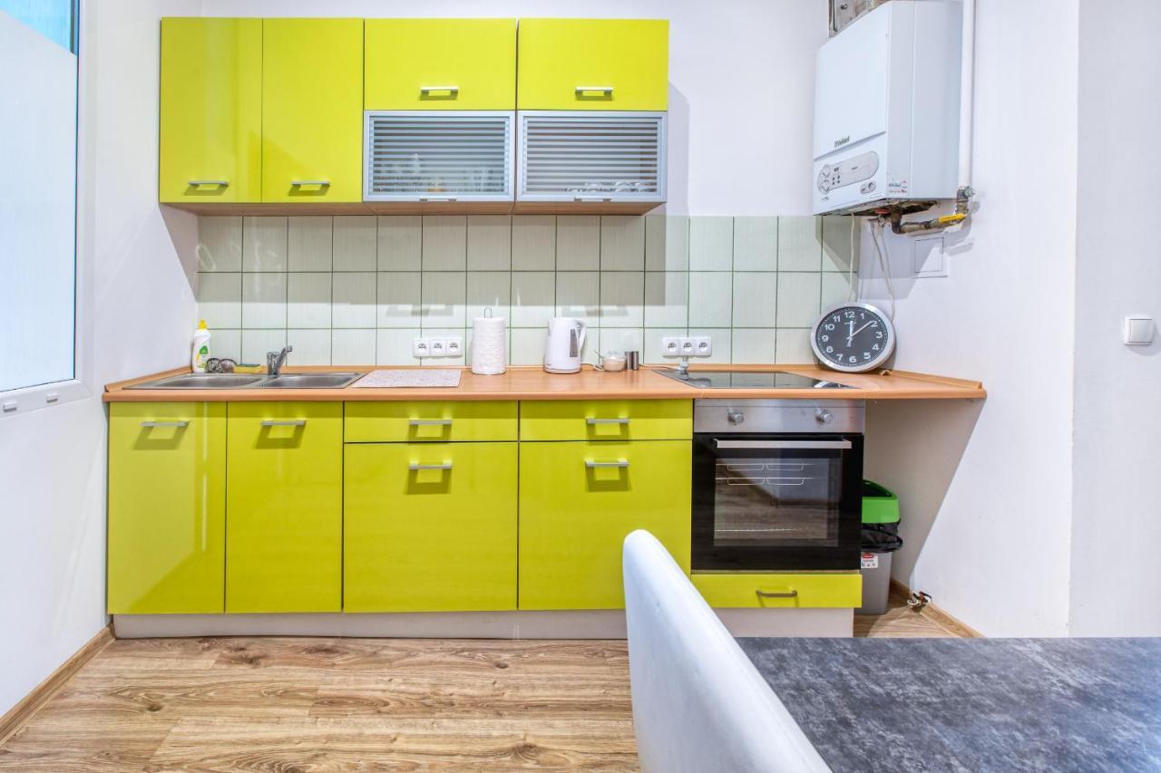 Apartamenty Jana คาโตวีตเซ ภายนอก รูปภาพ