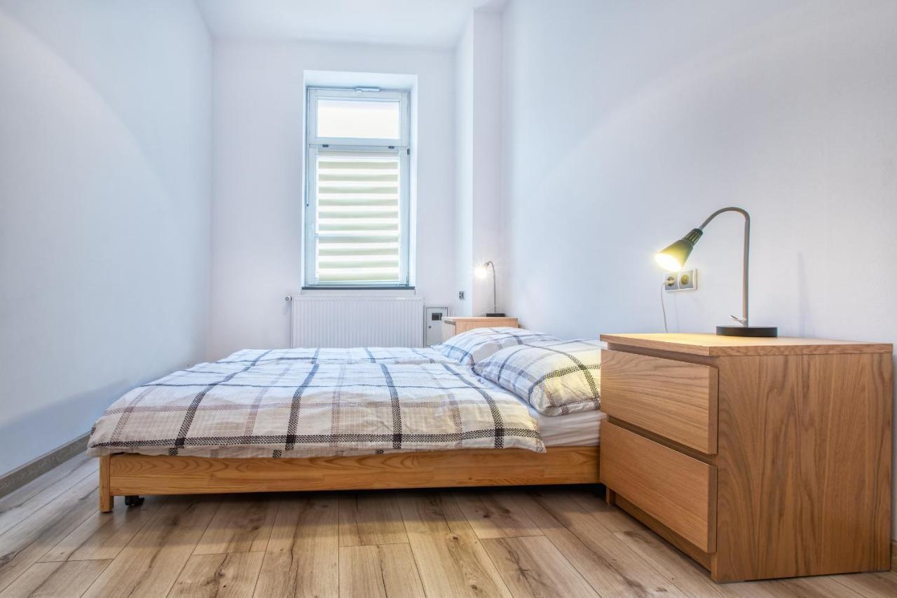 Apartamenty Jana คาโตวีตเซ ภายนอก รูปภาพ